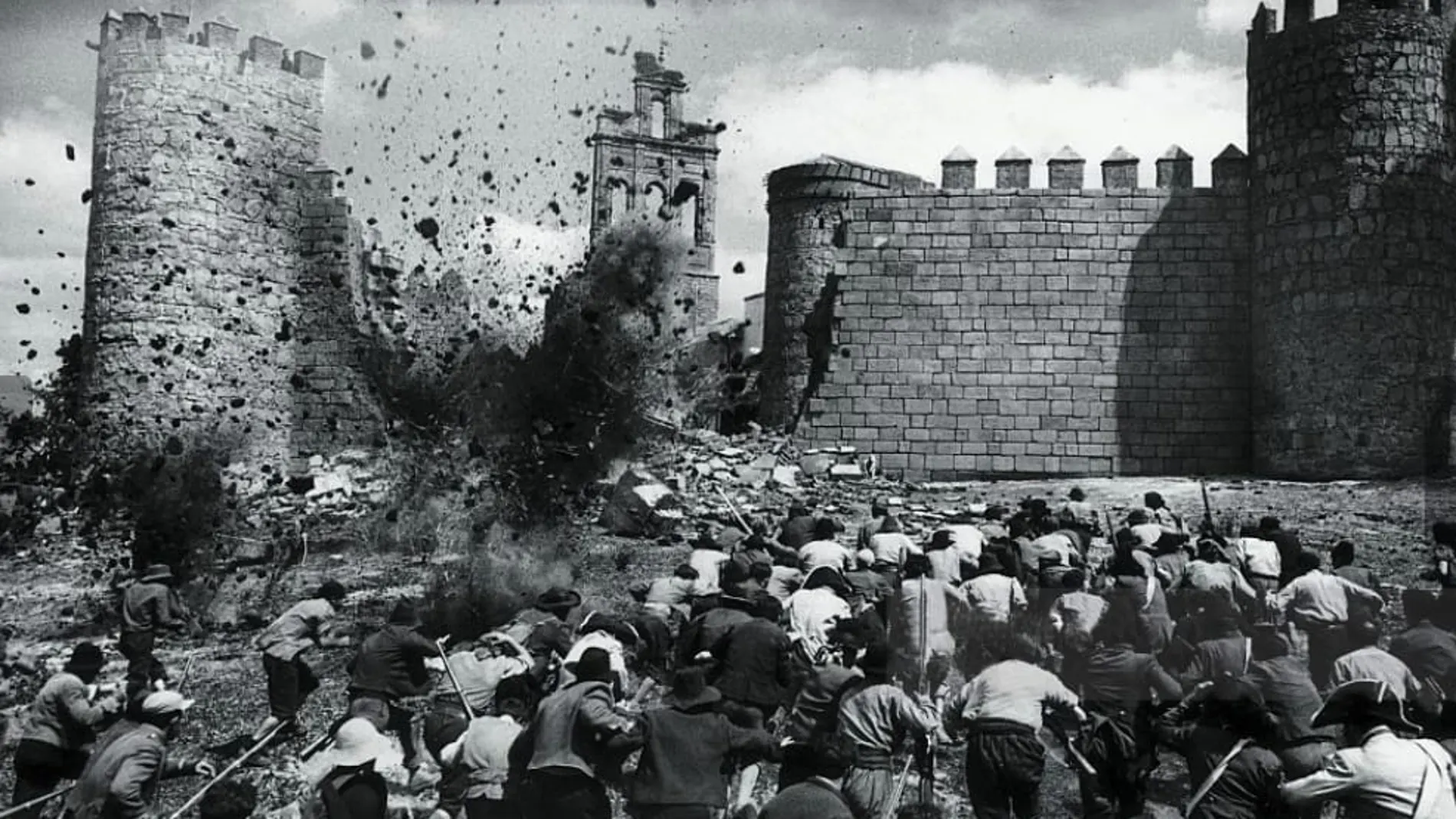 La "muralla de Ávila" se derrumba a cañonazos en "Orgullo y Pasión"
