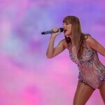 Taylor Swift lanza su nuevo disco 'The life of a showgirl', un "autorretrato" con "risas y lágrimas"