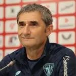 El entrenador del Athletic, Ernesto Valverde, en prevai frente al Mallorca