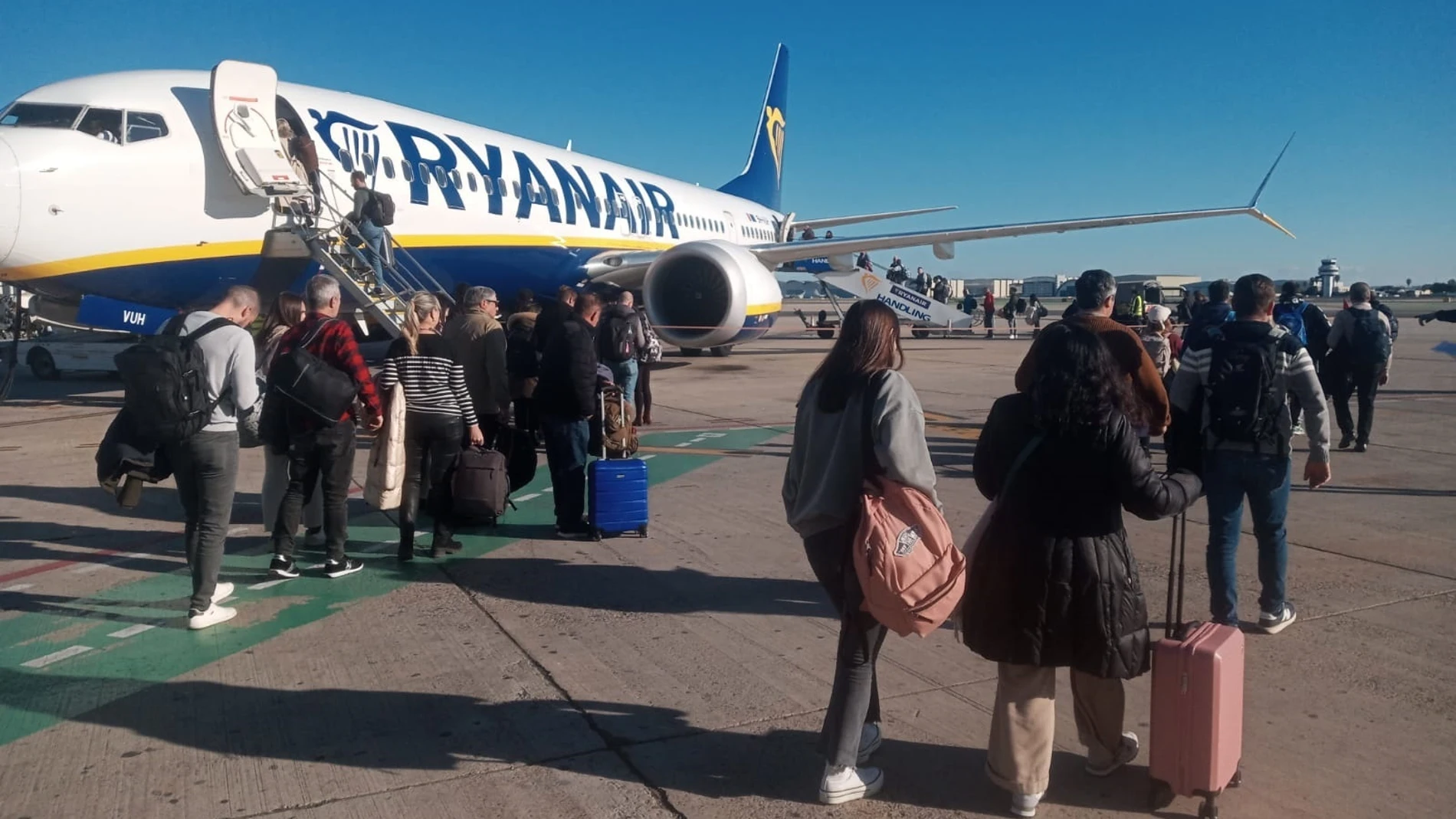 Ryanair programa 50 rutas en Sevilla para invierno y refuerza su presencia en Polonia
