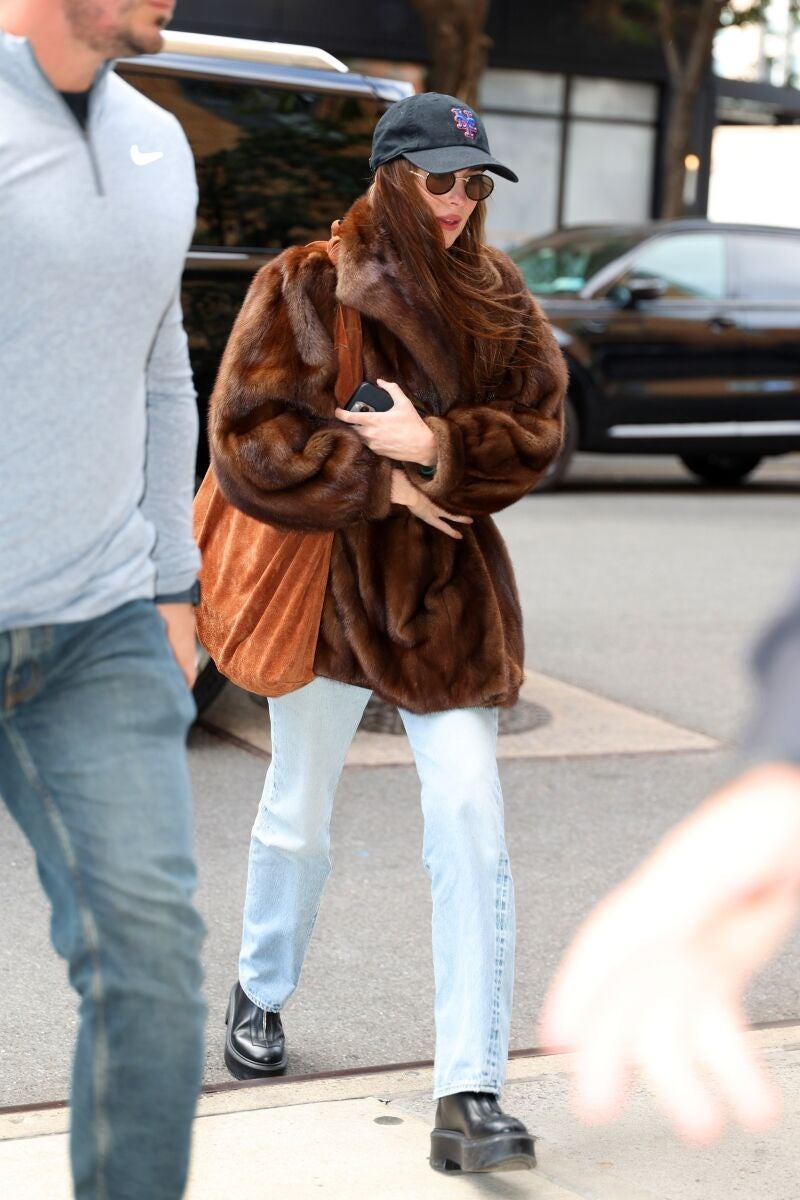 Look de Dakota Johnson.
