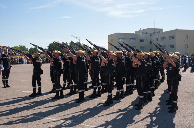 Acto militar de la Unidad Militar de Emergencias (UME) por su XX aniversario en Madrid Acto militar de la Unidad Militar de Emergencias (UME) por su XX aniversario en Madrid