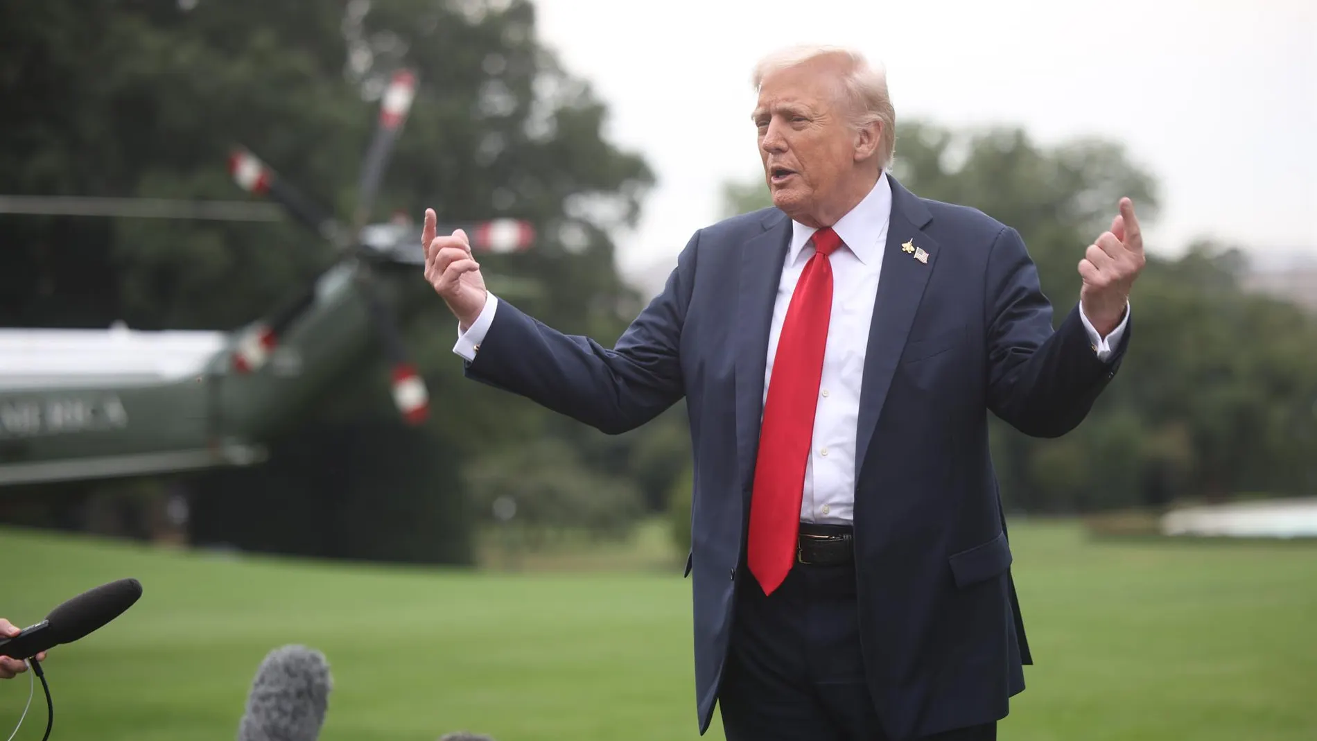 O.Próx.-Trump cree que Hamás "está listo para una paz duradera" y pide a Israel que "pare inmediatamente los bombardeos"