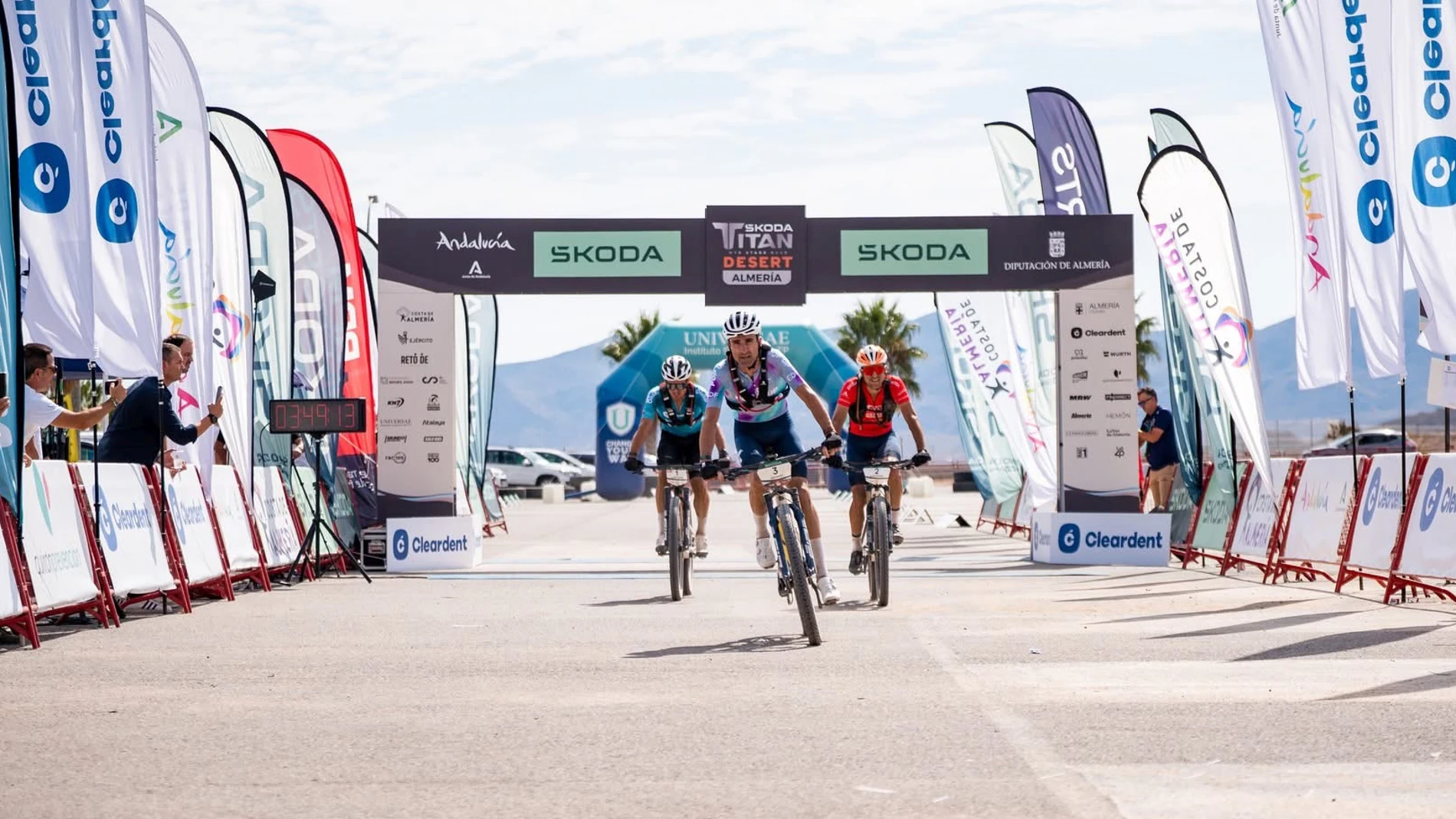Haimar Zubeldia coronó en primer lugar el Alto de Velefique