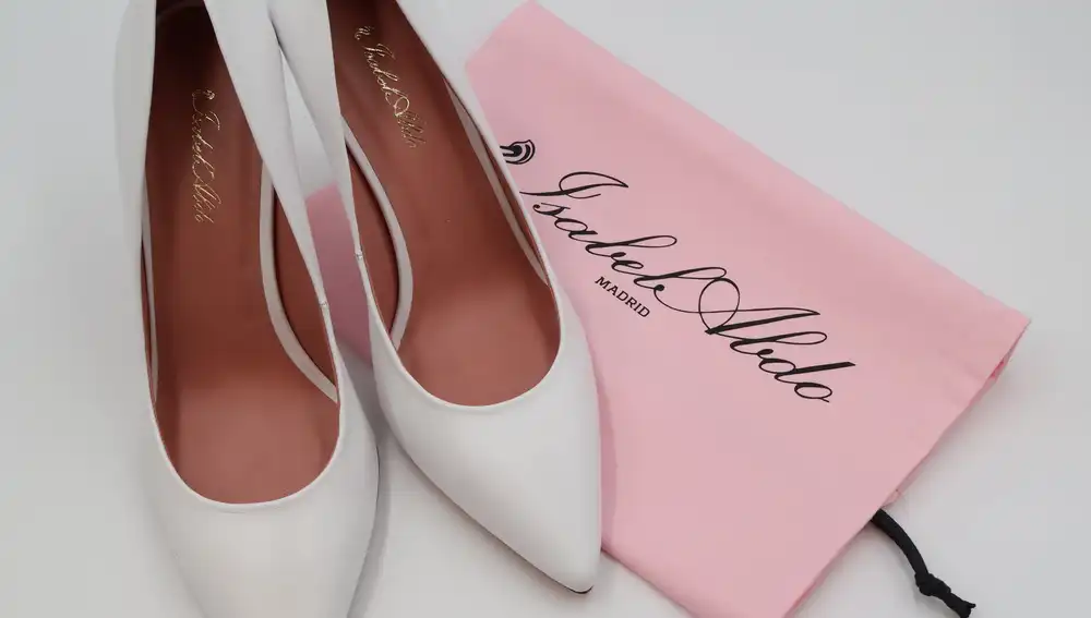 Zapatos de novia de Bárbara Mirján.