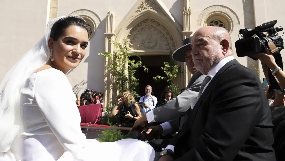 Barbara Mirján en su boda con Cayetano Martínez de Irujo.