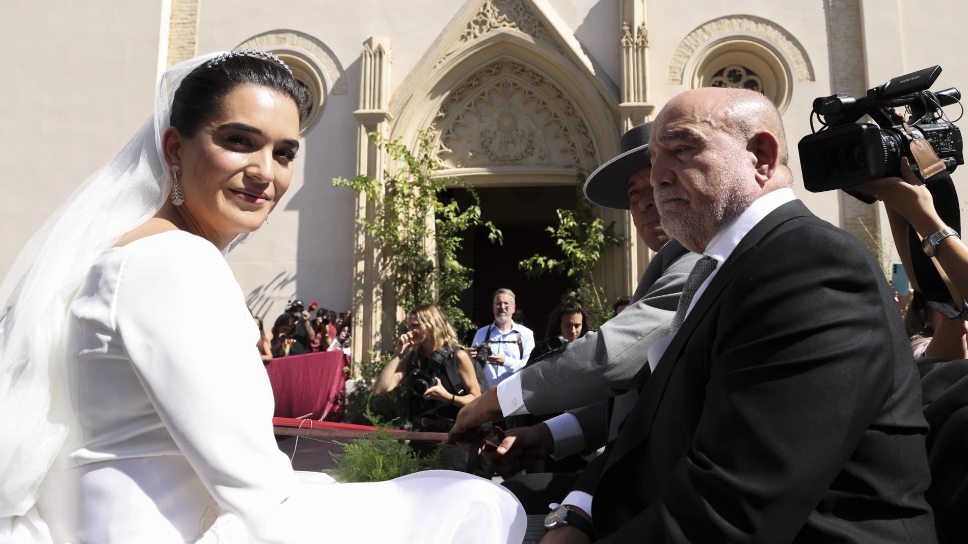 Barbara Mirján en su boda con Cayetano Martínez de Irujo.