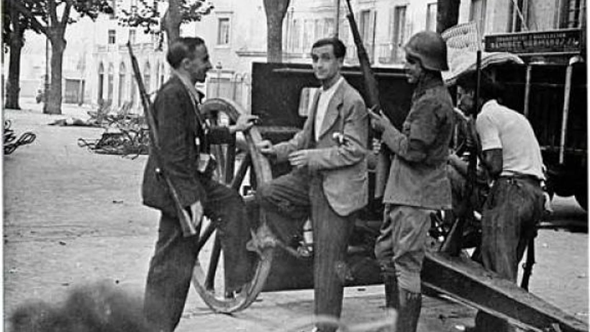 Las milicias republicanas: improvisación y tumulto