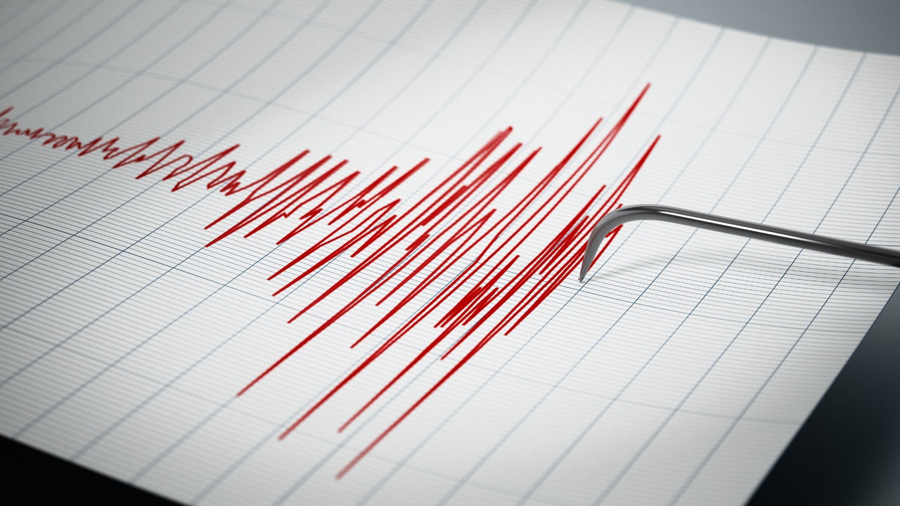 Un nuevo terremoto en la costa de Fukushima desata la alarma: ¿hay riesgo de tsunami?