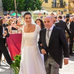 Cayetano Martínez de Irujo contrae matrimonio con Bárbara Mirján en Sevilla