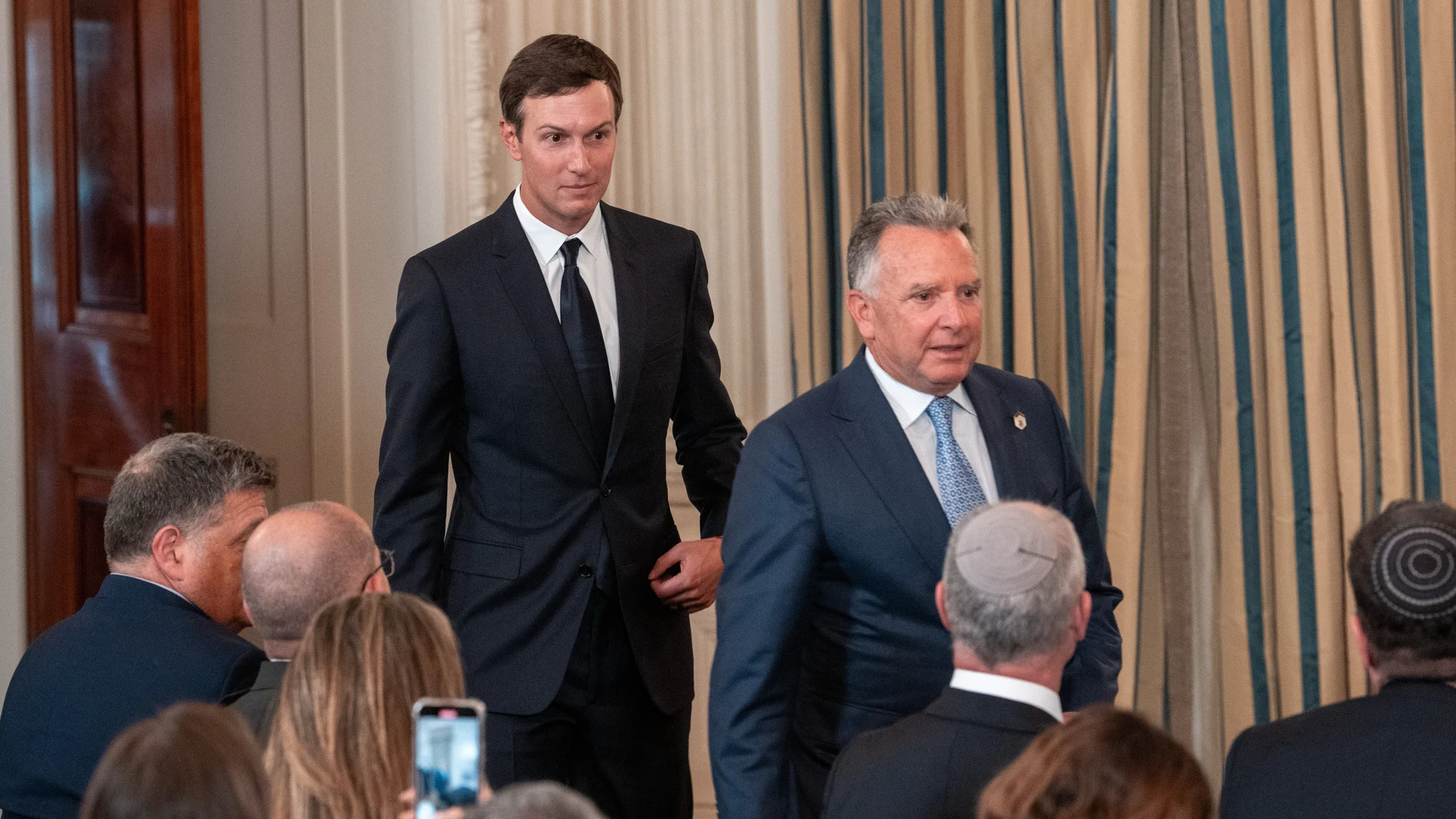 September 29, 2025, Washington, Dc, United States: United States Special Envoy to the Middle East Steve Witkoff and Jared Kushner, the Presidentâ€s son-in-law, enter the press briefing between President DONALD TRUMP and Israeli Prime Minister Benjamin at the White House on September 29, 2025.Europa Press/Contacto/Andrew Leyden29/09/2025 ONLY FOR USE IN SPAIN