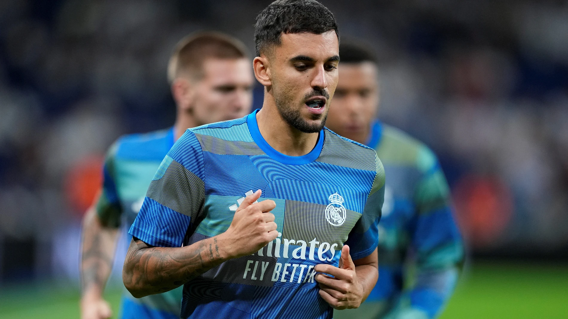 Dani Ceballos of Real Madrid CF warms up during the Spanish League, LaLiga EA Sports, football match played between Real Madrid and Villarreal CF at Santiago Bernabeu stadium on October 04, 2025, in Madrid, Spain. AFP7 04/10/2025 ONLY FOR USE IN SPAIN