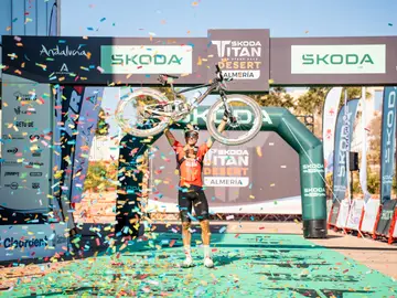 Luis León Sánchez, ganador en la Titan Desert Almería Luis León Sánchez, ganador en la Titan Desert Almería