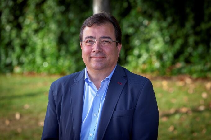 Fallece Guillermo Fernández Vara a los 66 años tras una larga enfermedad Fallece Guillermo Fernández Vara a los 66 años tras una larga enfermedad