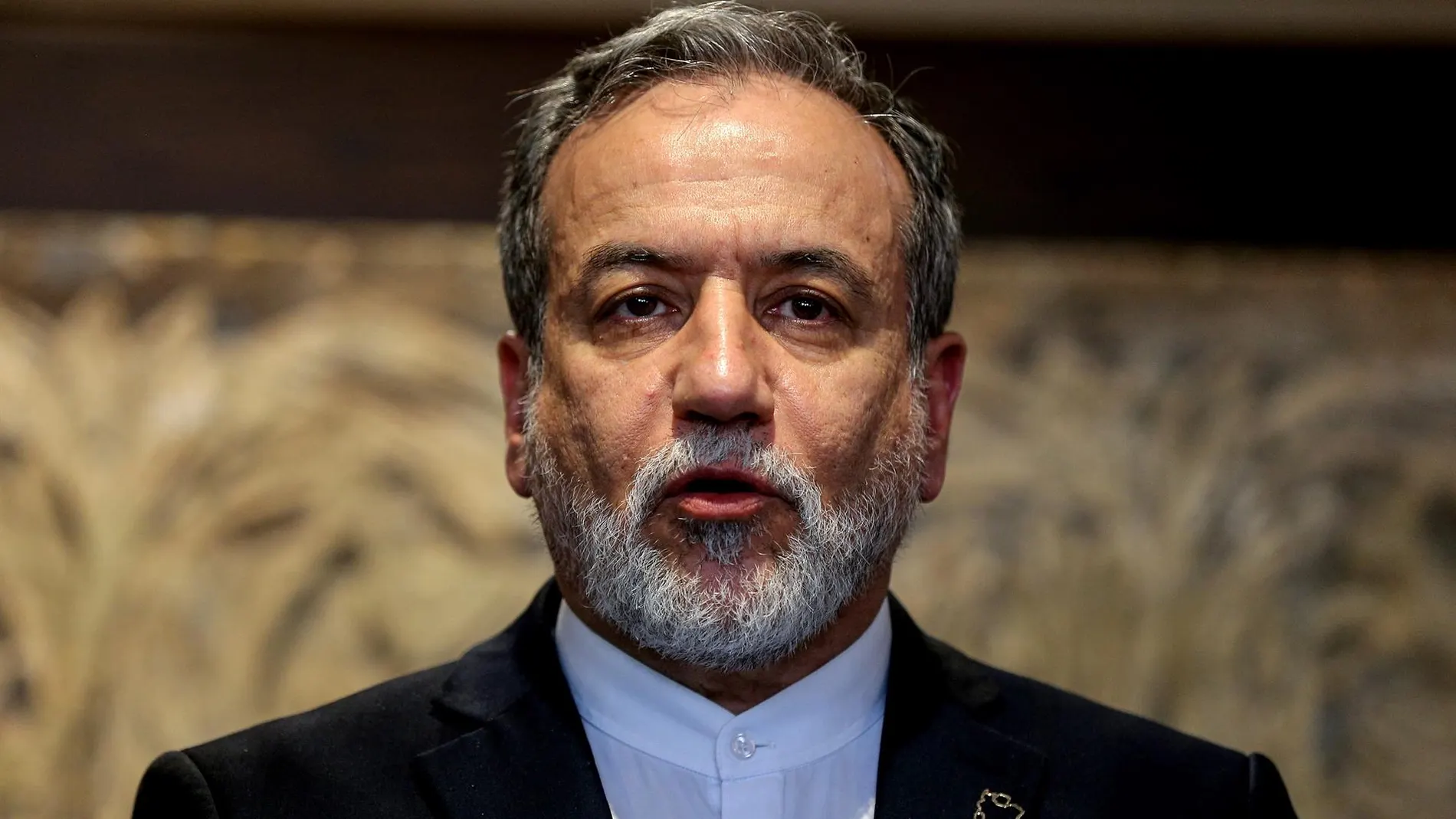 Irán.- Irán anuncia la suspensión del acuerdo de cooperación nuclear con el OIEA y prepara una nueva propuesta