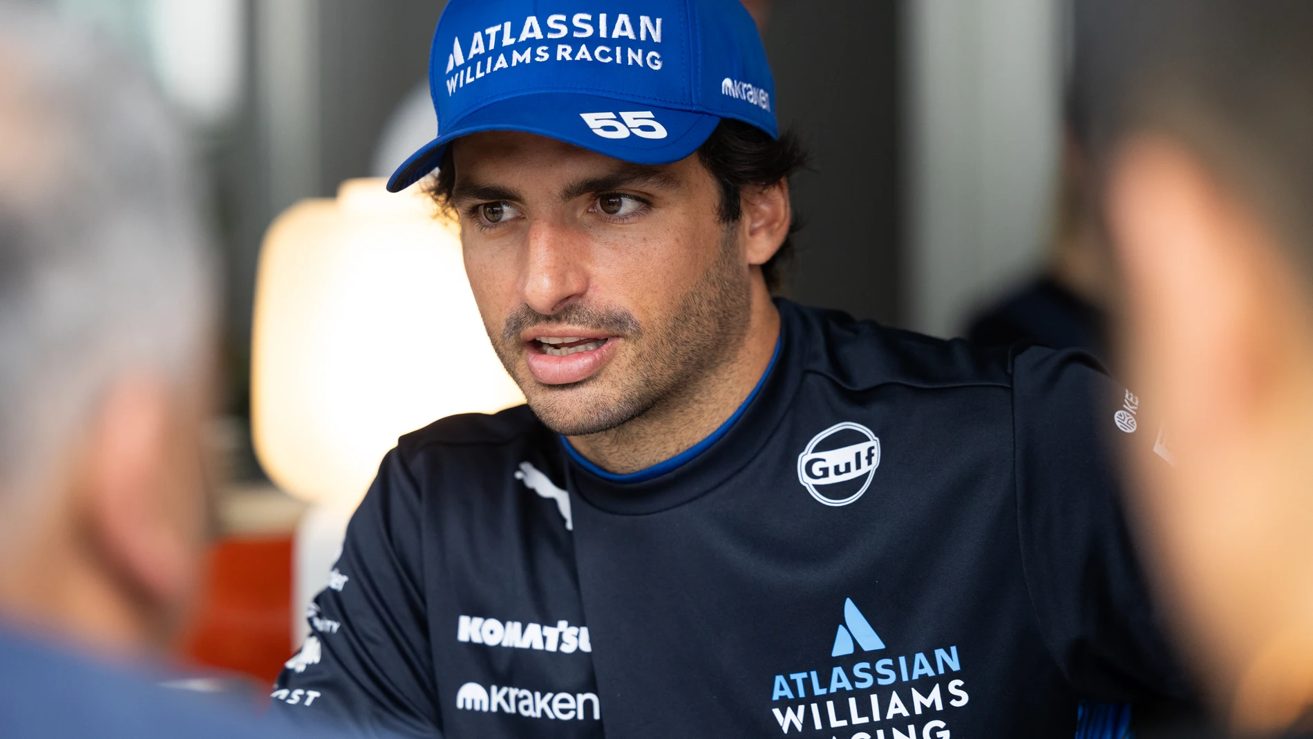 SAINZ Carlos (spa), Williams Racing FW47, portrait during the 2025 Formula 1 Singapore Grand Prix, 18th round of the 2025 FIA Formula One World Championship from October 3 to 5, 2025 on the Marina Bay Street Circuit, in Singapore - Photo André Ferreira / DPPI AFP7 03/10/2025 ONLY FOR USE IN SPAIN