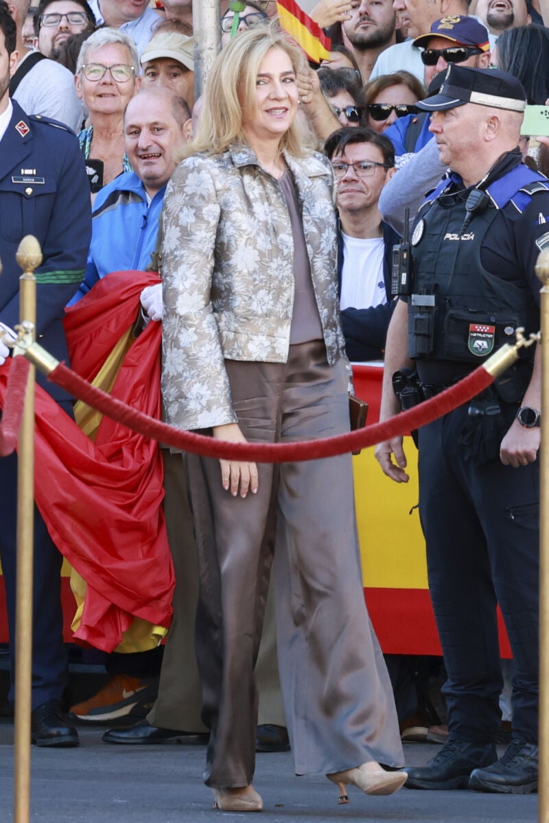 El look de la Infanta Cristina en Torrejón de Ardoz.