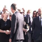 Sánchez despide a Vara en su funeral: "Un progresista comprometido e íntegro" 