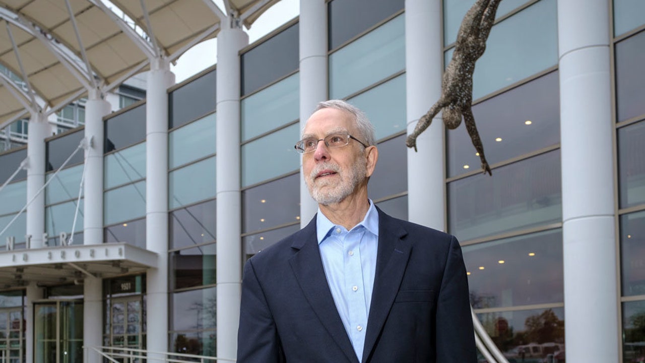 Philip Greenland, cardiólogo: «Hay una causa evitable detrás del 99% de los infartos e ictus»