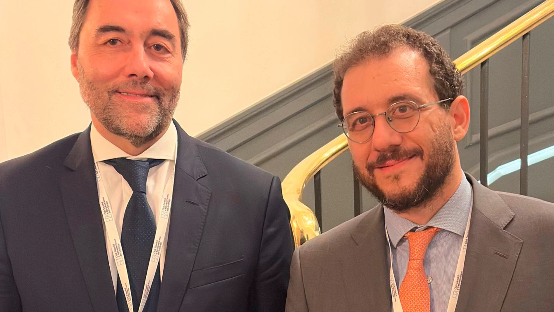 Alfonso Iglesia, presidente del CEIA y Luigi Cascone del despacho de abogados italiano Ughi e Nunziante