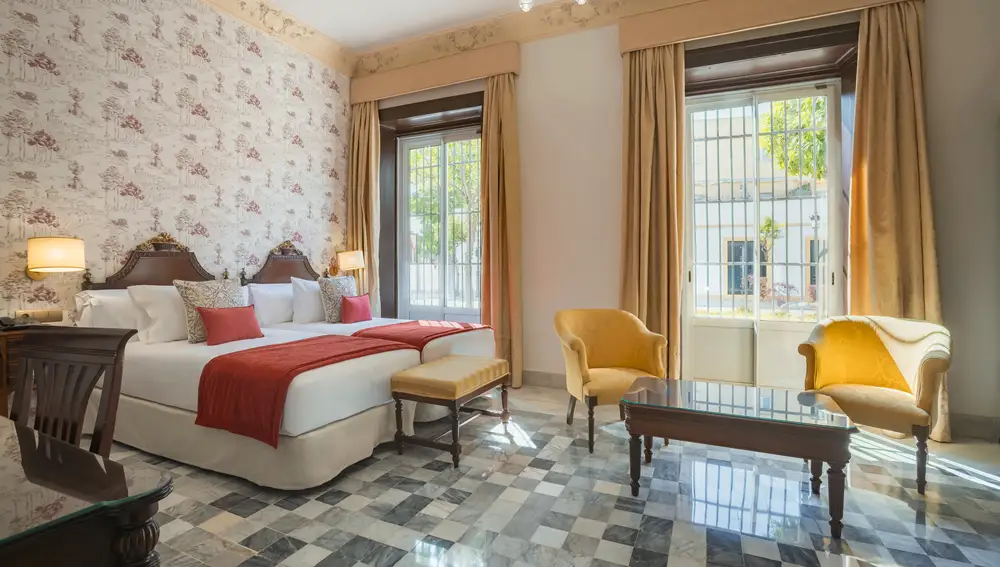 Habitación espaciosa de Soho Boutique Duques de Medinaceli 5*
