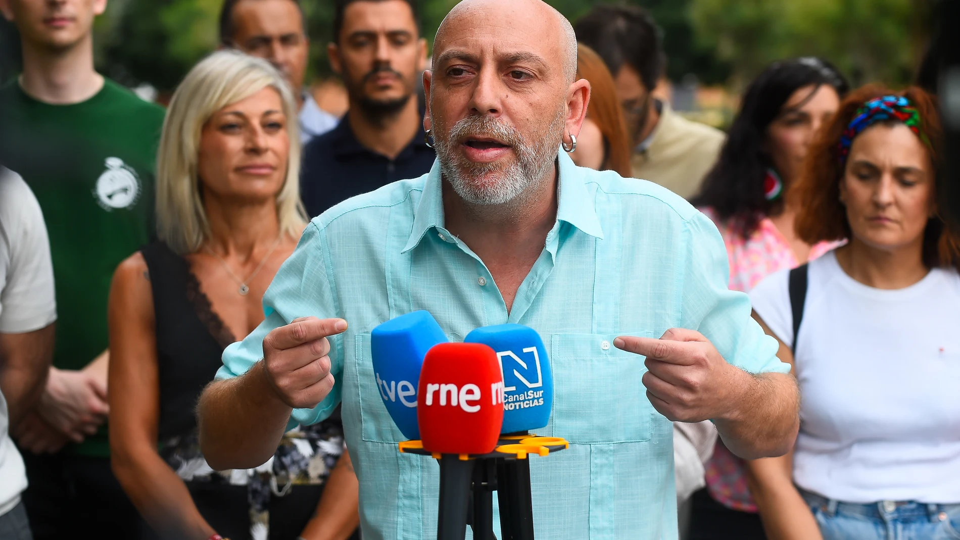 El portavoz de IU Andalucía y Secretario General del PCA, Ernesto Alba, durante la rueda de prensa. A 06 de octubre de 2025, en Málaga (Andalucía, España). El portavoz de IU Andalucía y Secretario General del PCA, Ernesto Alba, ha ofrecido una rueda de prensa en Málaga para valorar el proceso de primarias de IU Andalucía a la Presidencia de la Junta de Andalucía.06 OCTUBRE 2025Álex Zea / Europa Press06/10/2025