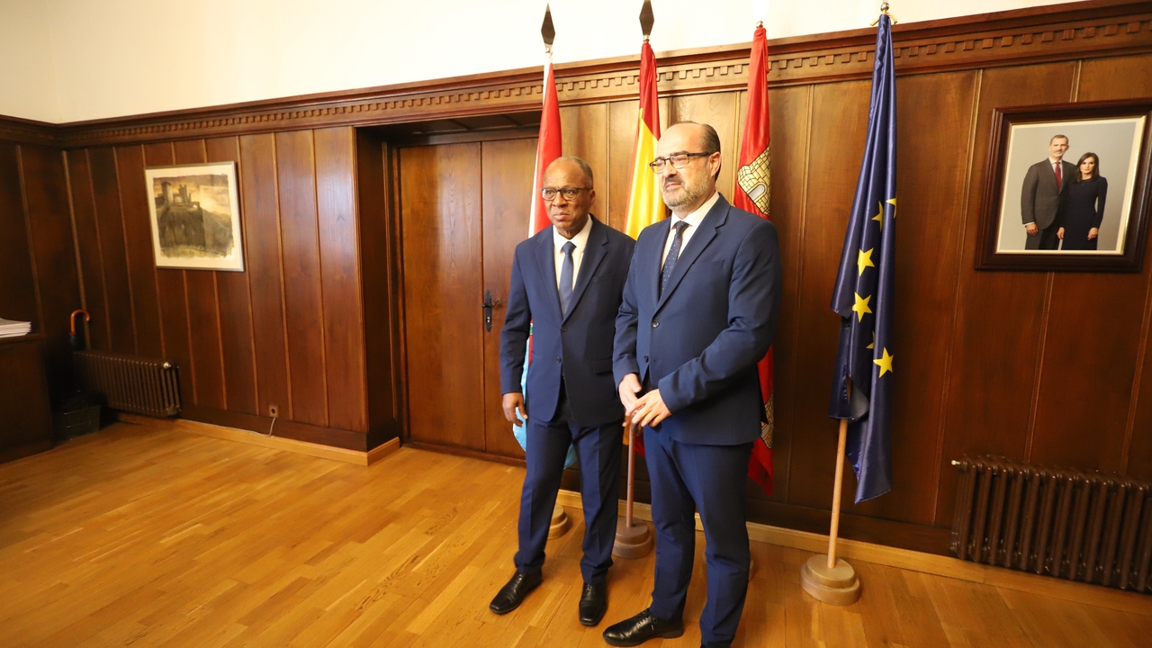 Ponferrada y Cabo Verde estrechan lazos con la visita del primer ministro del país africano