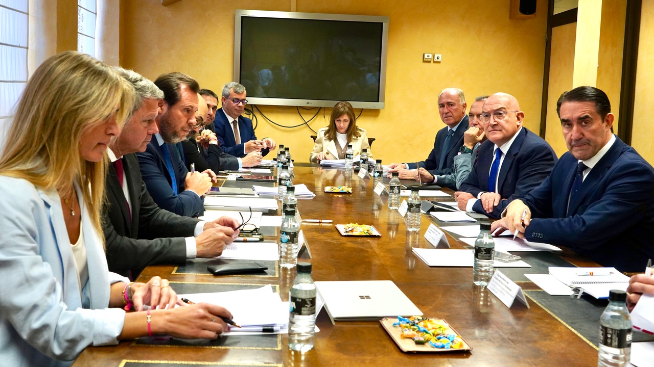 Ayuntamiento y Junta defienden la continuidad de la Sociedad Valladolid Alta Velocidad que Óscar Puente "desactiva"