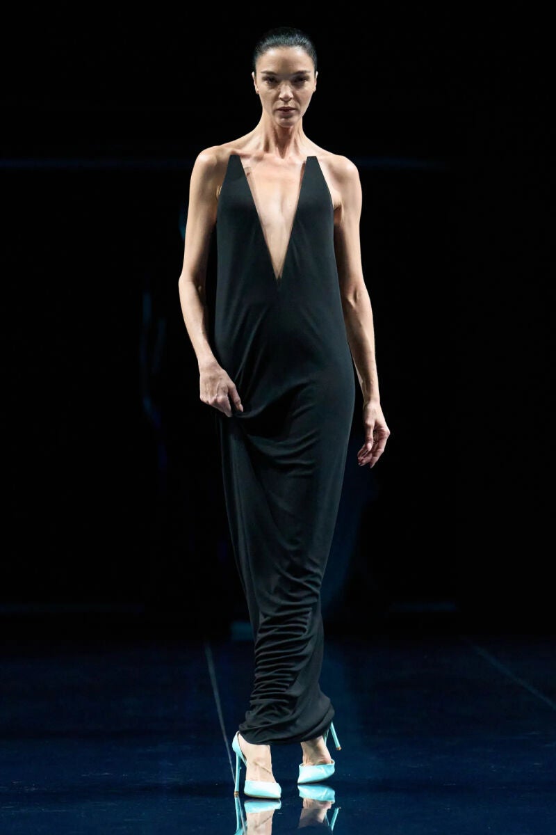 Modelo en el desfile de Tom Ford.
