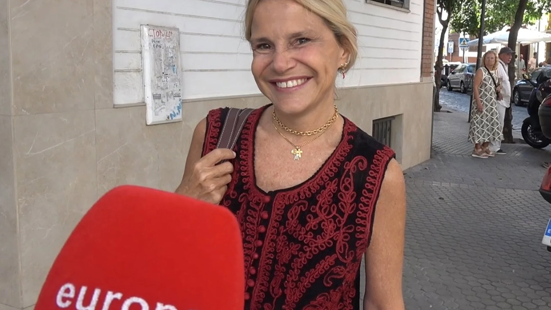 Eugenia Martínez de Irujo desvela todos los detalles de la boda de Cayetano y Bárbara Mirjan