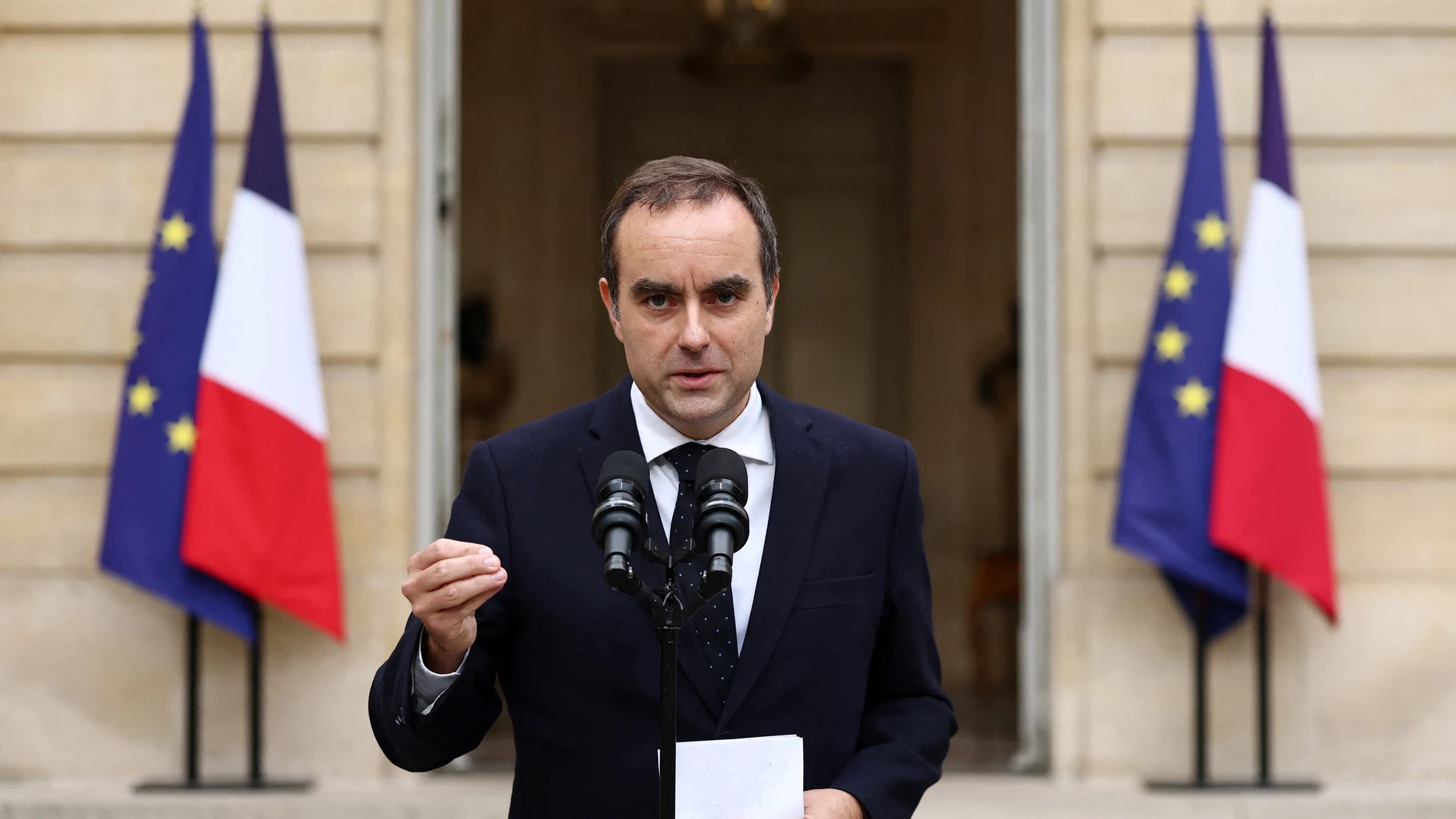 French outgoing Prime Minister Sebastien Lecornu, who resigned just a day after naming his government, delivers his statement at the Hotel Matignon in Paris, Monday, Oct. 6, 2025. (Stephane Mahe/Pool via AP)