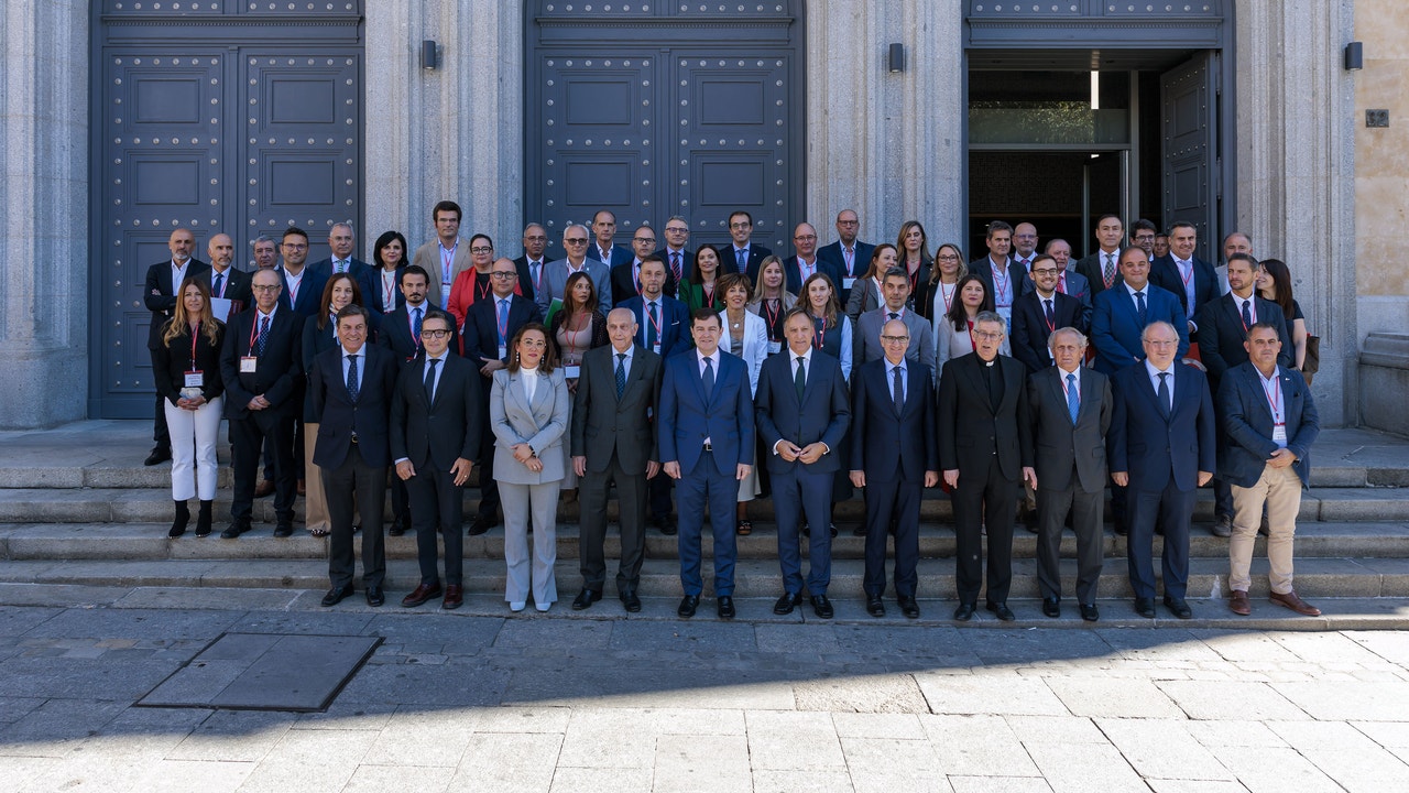 Mañueco subraya el compromiso de la Junta con Salamanca con nuevos avances en innovación, logística y servicios públicos a la vanguardia