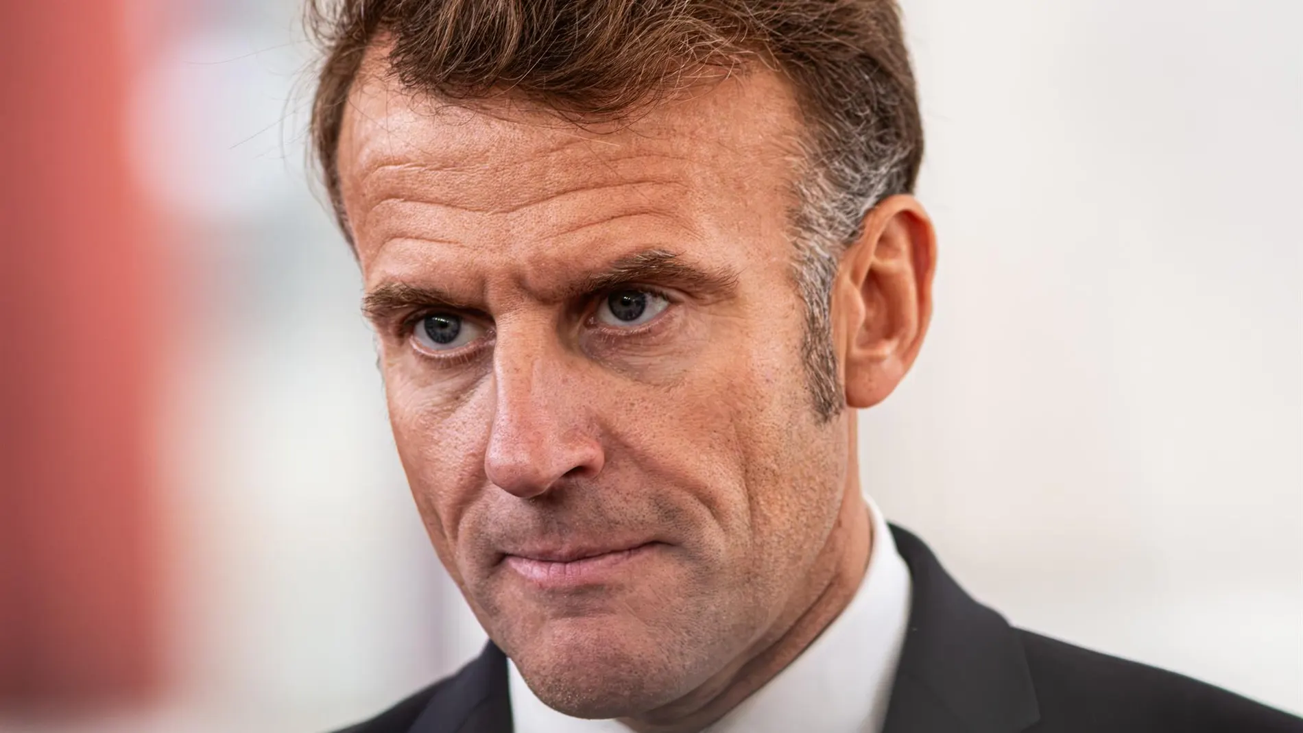 Francia.- El primer jefe de Gobierno de la era Macron le reclama elecciones presidenciales anticipadas