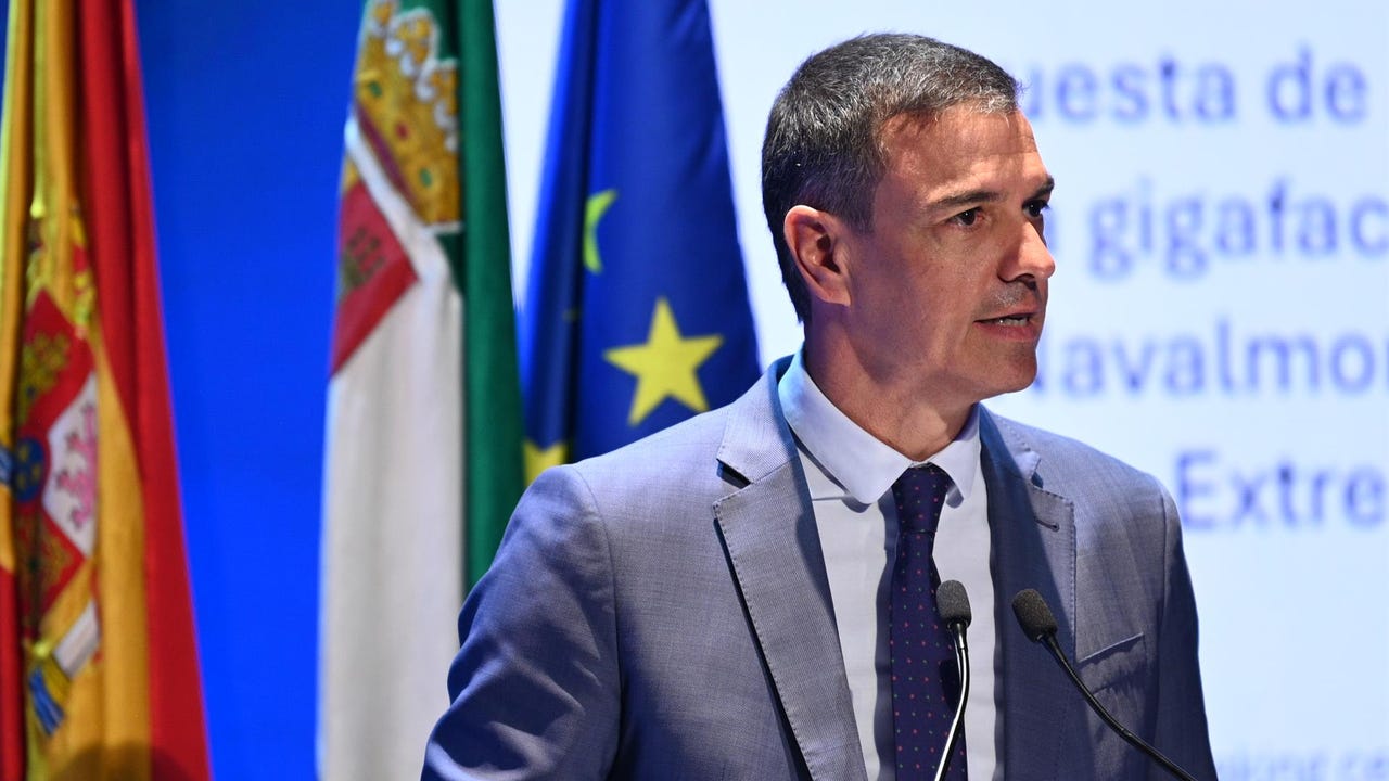 Sánchez viajará el lunes a Egipto al acto de la firma del fin de guerra en Gaza