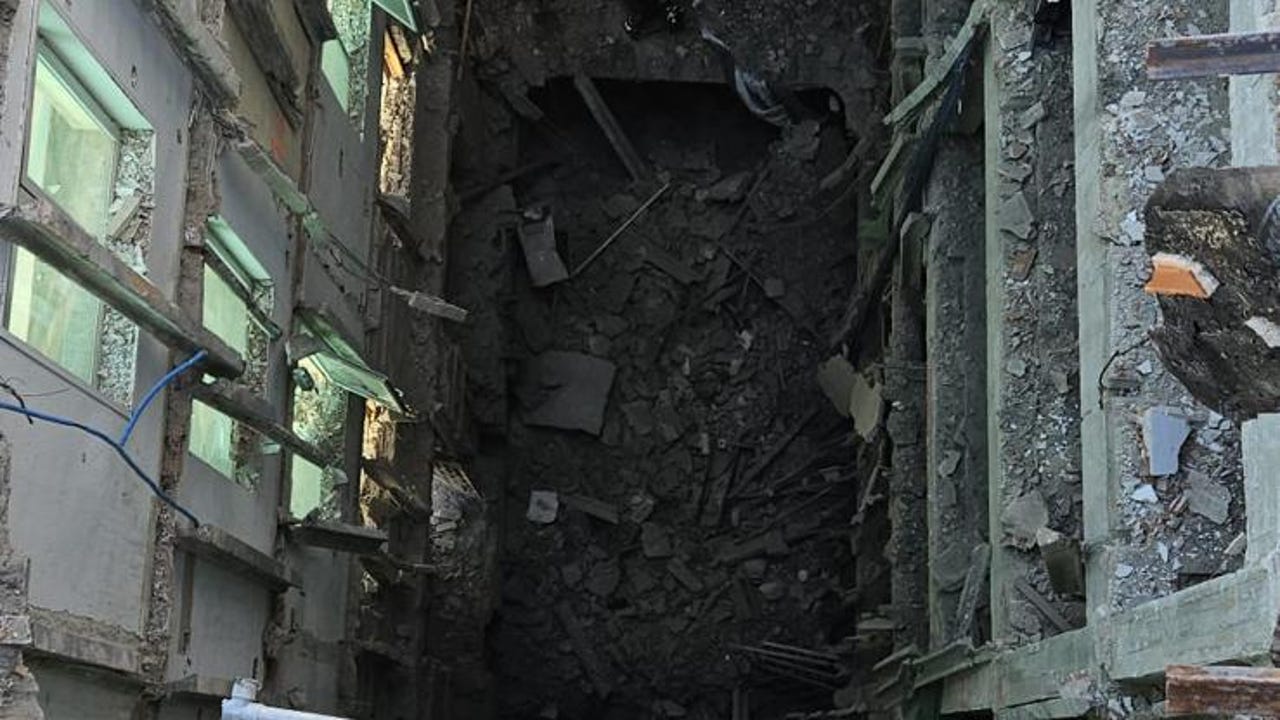 Almeida confirma dos víctimas mortales tras el derrumbe de un edificio en el centro de Madrid
