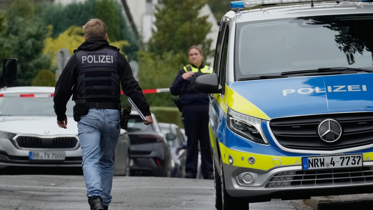 Tres personas resultan heridas tras un tiroteo en una casa de apuestas en Alemania