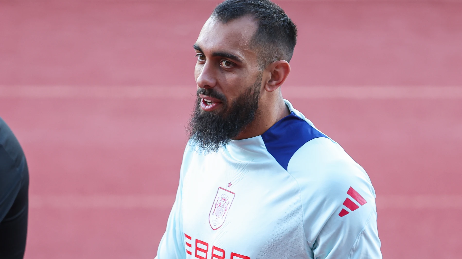 Borja Iglesias of Spain looks on during a training session prior to the 2026 World Cup qualifying matches against Georgia and Bulgaria, at the Ciudad del Futbol, on October 7, 2025, in Las Rozas, Madrid, Spain. AFP7 07/10/2025 ONLY FOR USE IN SPAIN