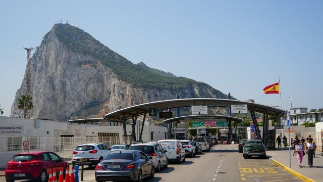 El Peñón, la silueta más icónica en el Campo de Gibraltar El Peñón, la silueta más icónica en el Campo de Gibraltar