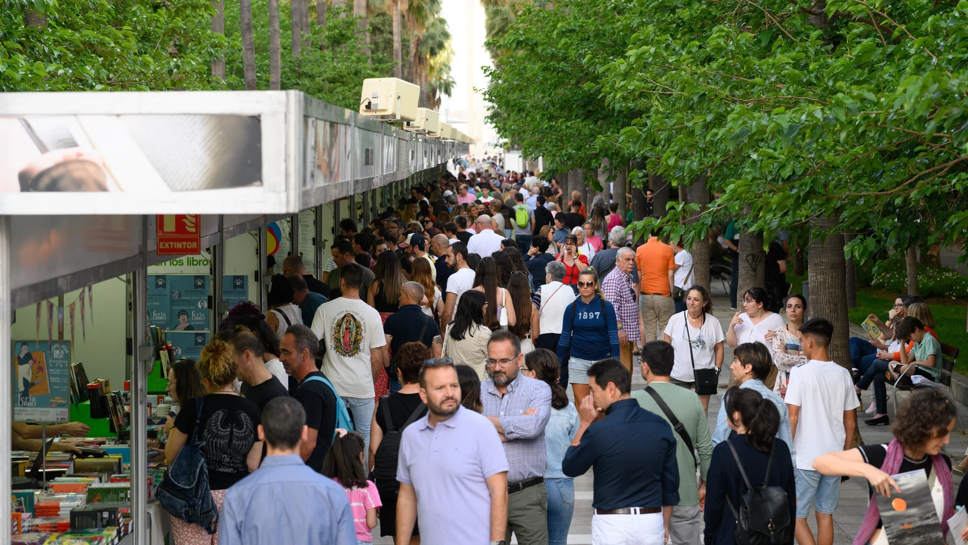 Imagen de archivo de la Feria del Libro de Almería, la provincia andaluza que mayor número de libros y documentos aporta al sector