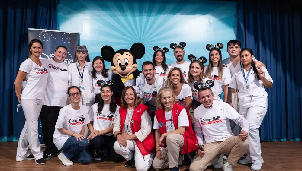 El embajador de Disney y Mickey Mouse visitan el hospital infantil Niño Jesús @Gonzalo Pérez