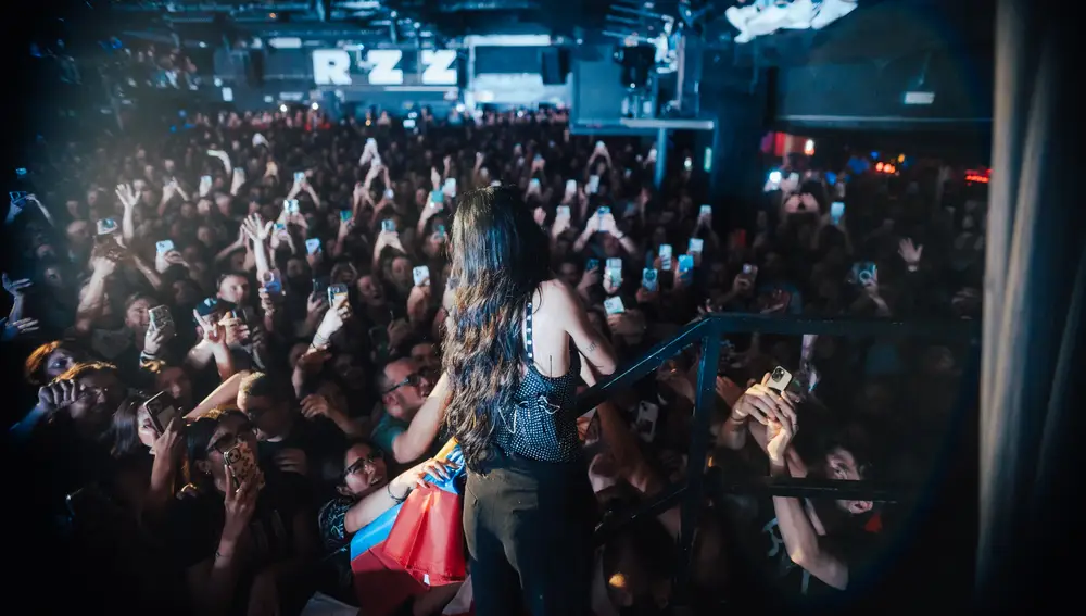 Lali.