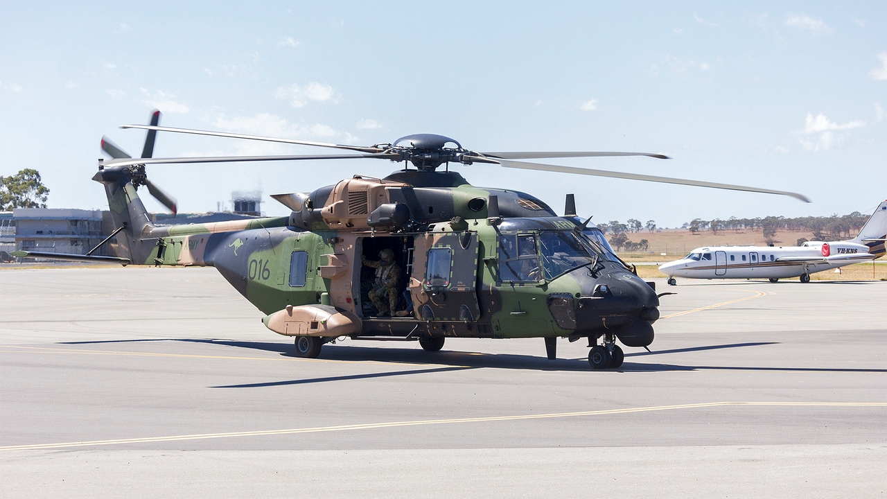 La armada española se refuerza: tiene nuevos helicópteros de última generación