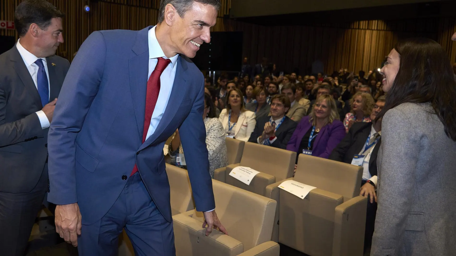 Sánchez anuncia un nuevo portal de transparencia y cambios en la plataforma de contratación frente a la corrupción