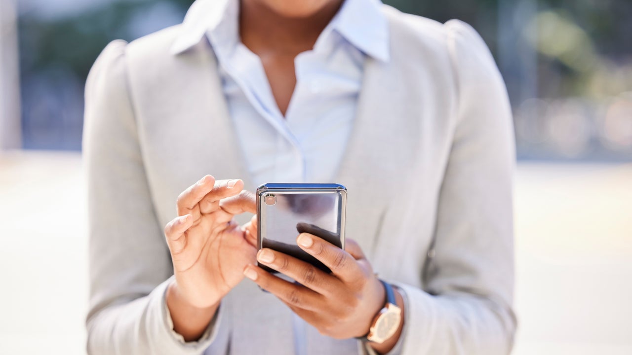 Mejores mensajes para mandar por Whatsapp en el día de la Hispanidad