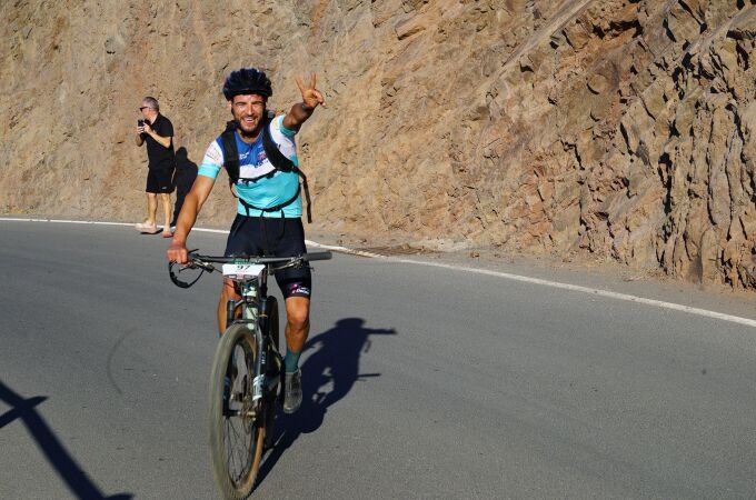 Ahmed Younoussi en la Titan Desert Almería