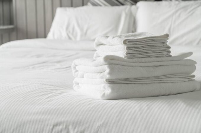 Ropa blanca recién limpia