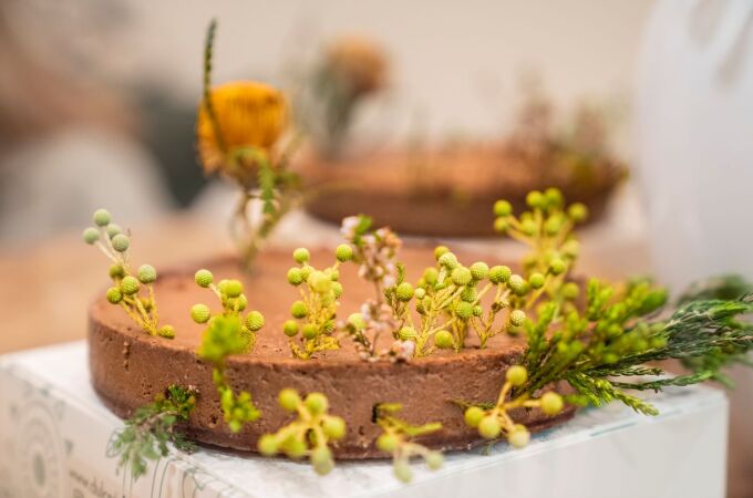 Adiós al fondant para decorar tartas: esta es la nueva tendencia que promete resultados de pastelería 