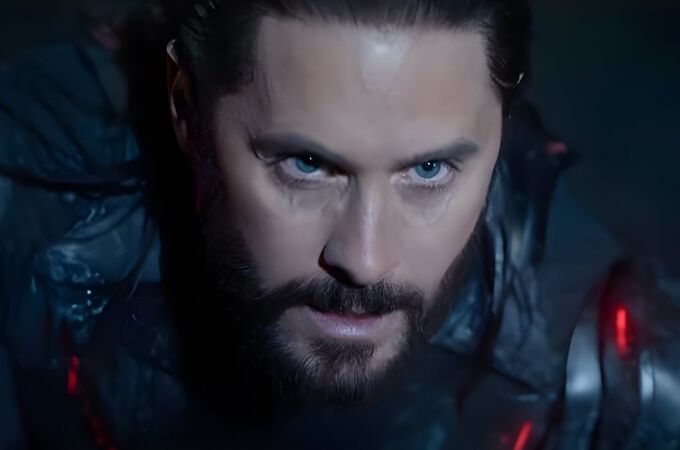 Jared Leto es el encargado en esta ocasión de dar vida a Ares, un "software" con apariencia humana al que le ha sido asignada una importante misión