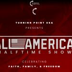 La plataforma que fundó Charlie Kirk anuncia que contraprogramará el concierto de Bad Bunny en la Super Bowl