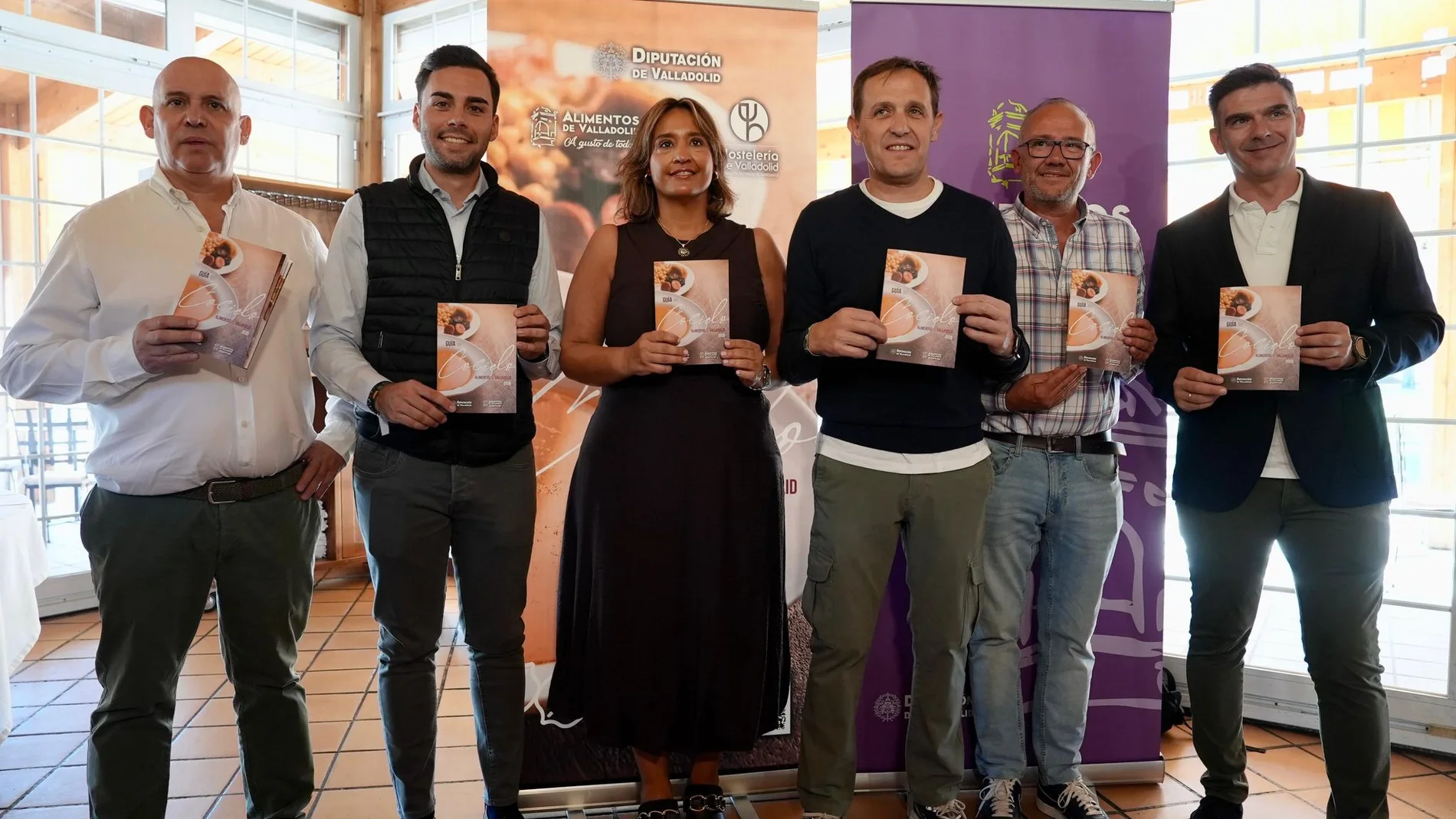 Conrado Íscar durante la presentación de la Guía del Cocido Alimentos de Valladolid
